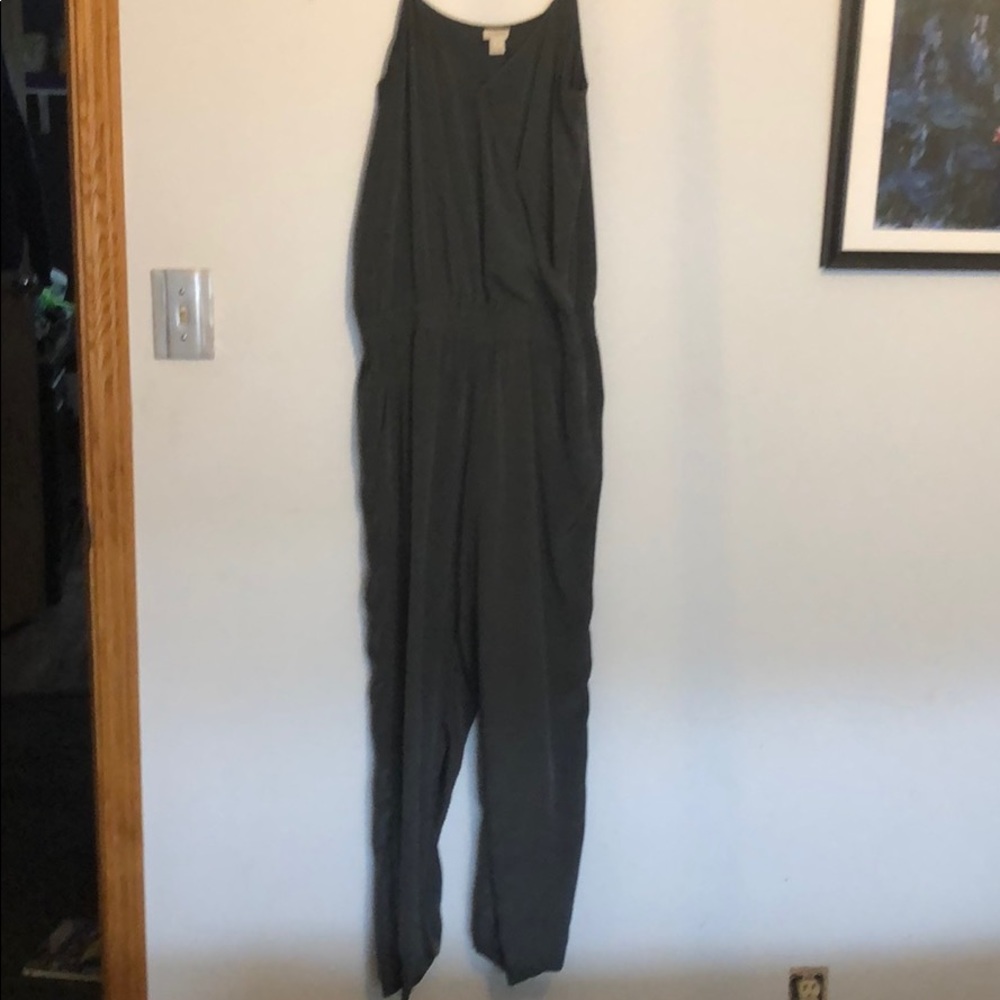 Jump suit